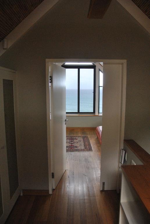 Seaview Apartment In Muizenberg Bagian luar foto