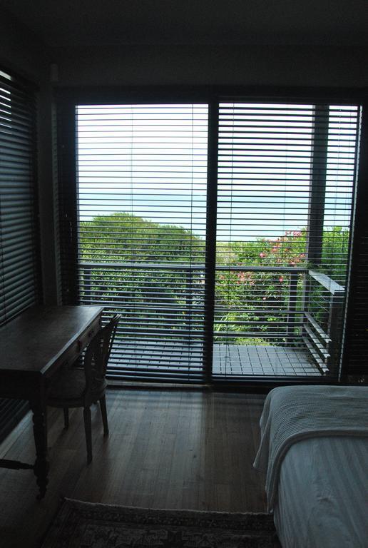 Seaview Apartment In Muizenberg Bagian luar foto
