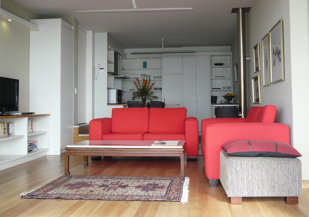 Seaview Apartment In Muizenberg Bagian luar foto